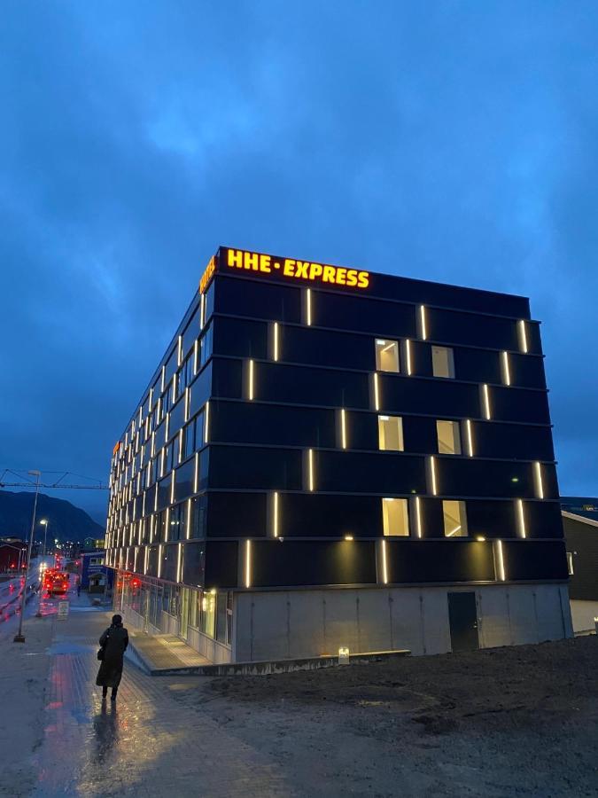 Hhe Express Hotell Nuuk Exteriör bild
