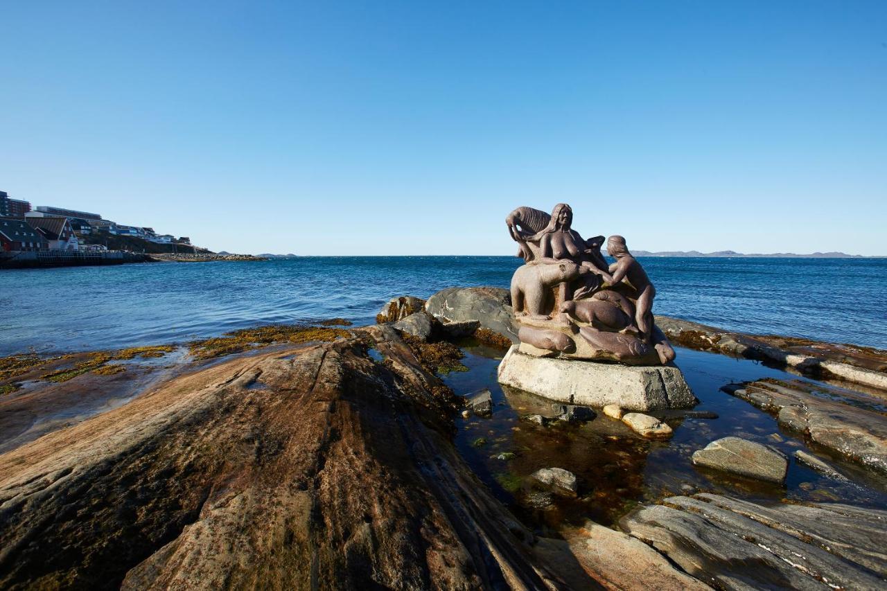 Hhe Express Hotell Nuuk Exteriör bild